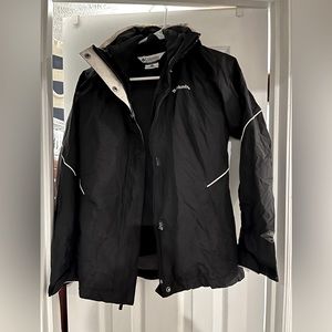 Women’s Columbia Jacket 2-in 1 — black — Size smal